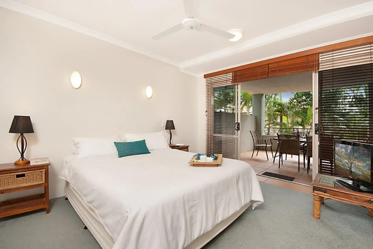 Byron Bay Accom Unit 1 22 Paterson Street, Byron Bay - Solaris Apartment