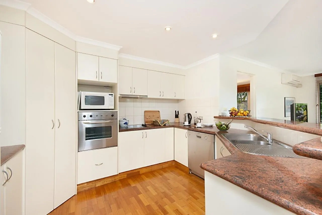 Apartment Byron Bay Accom Unit 1 22 Paterson Street, Byron Bay - Solaris Australia